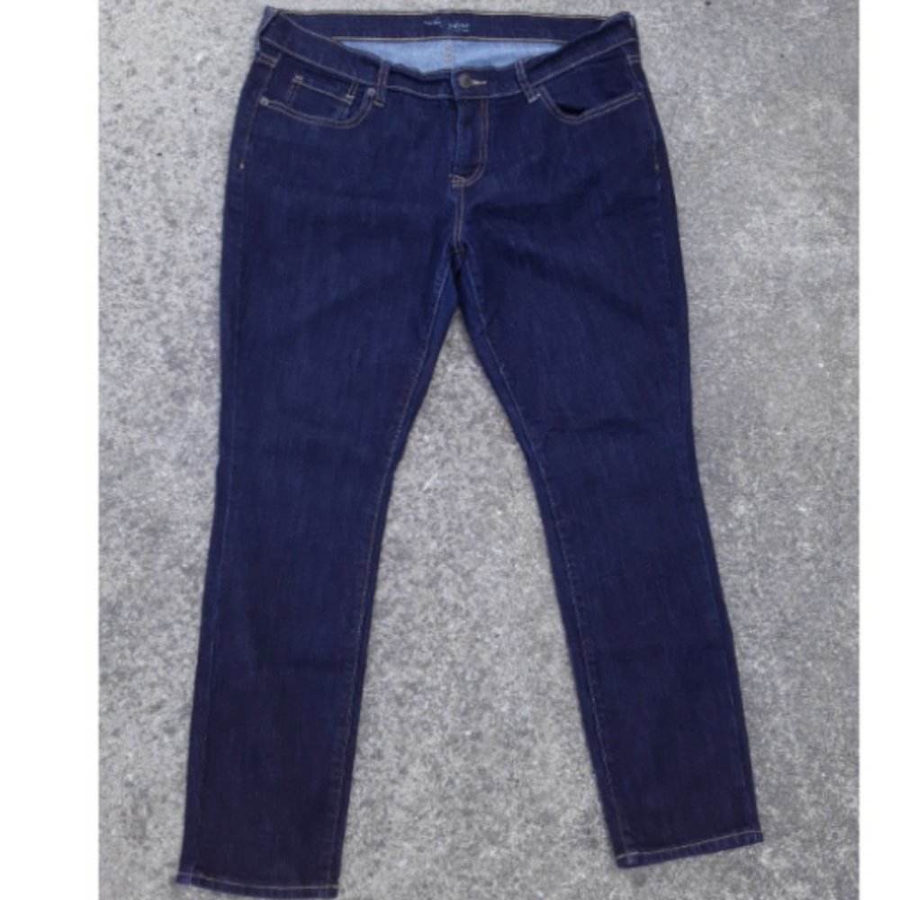 Old navy rockstar size 14 jeans dark blue bootcut